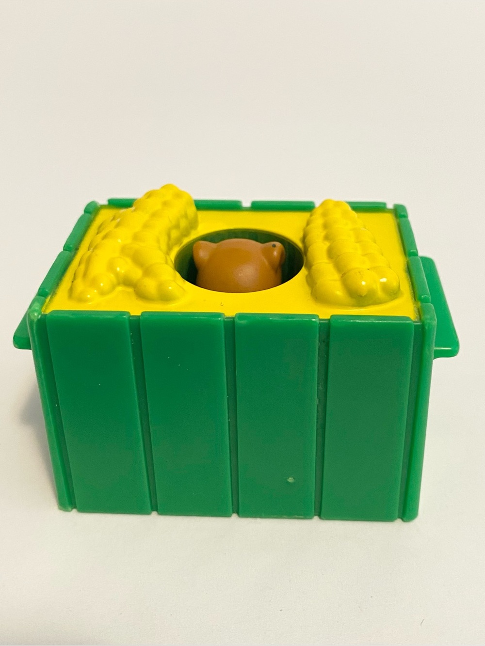 Little People Food Crate Corn with Pop up Bear Animal Tractor Barn Farm 4/$20 🛑